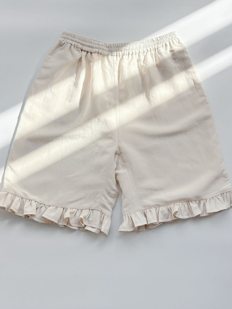 Atelier Magata Ruched creme silk linen bermuda